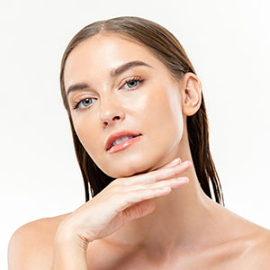 Rellenos 1 beautiful young woman with clean glowing skin